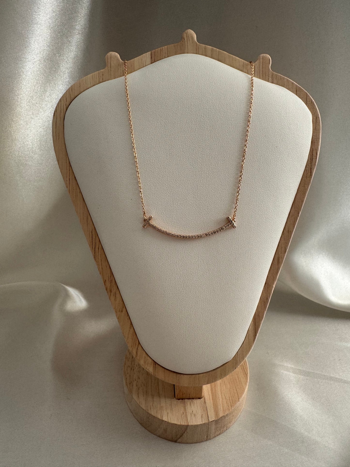Tiffany & Co. Smile Stijl Ketting - 18K Roségoud Plated met Zirkonia