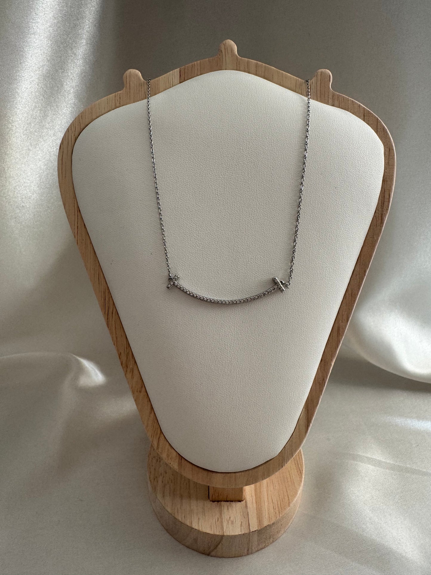 Tiffany & Co. Smile Stijl Ketting - 18K Witgoud Plated met Zirkonia